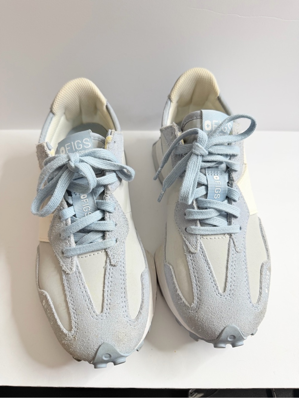 FIGS Kids Pale Blue & Cream Retro Runner Sneakers